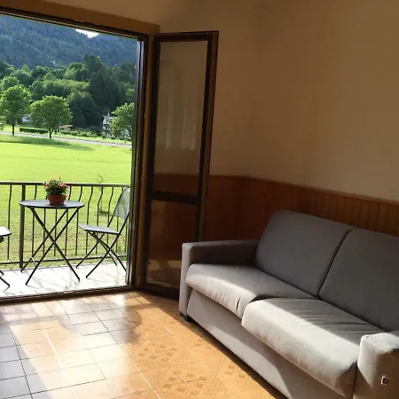 Casa Silvia Aparthotel Bezzecca Exterior photo